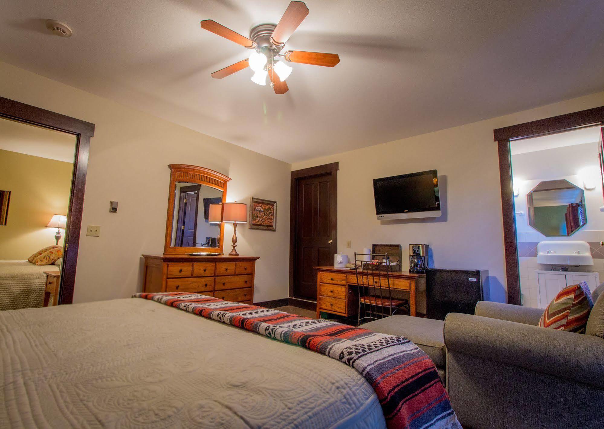אסטס פארק Marys Lake Lodge Mountain Resort And Condos מראה חיצוני תמונה