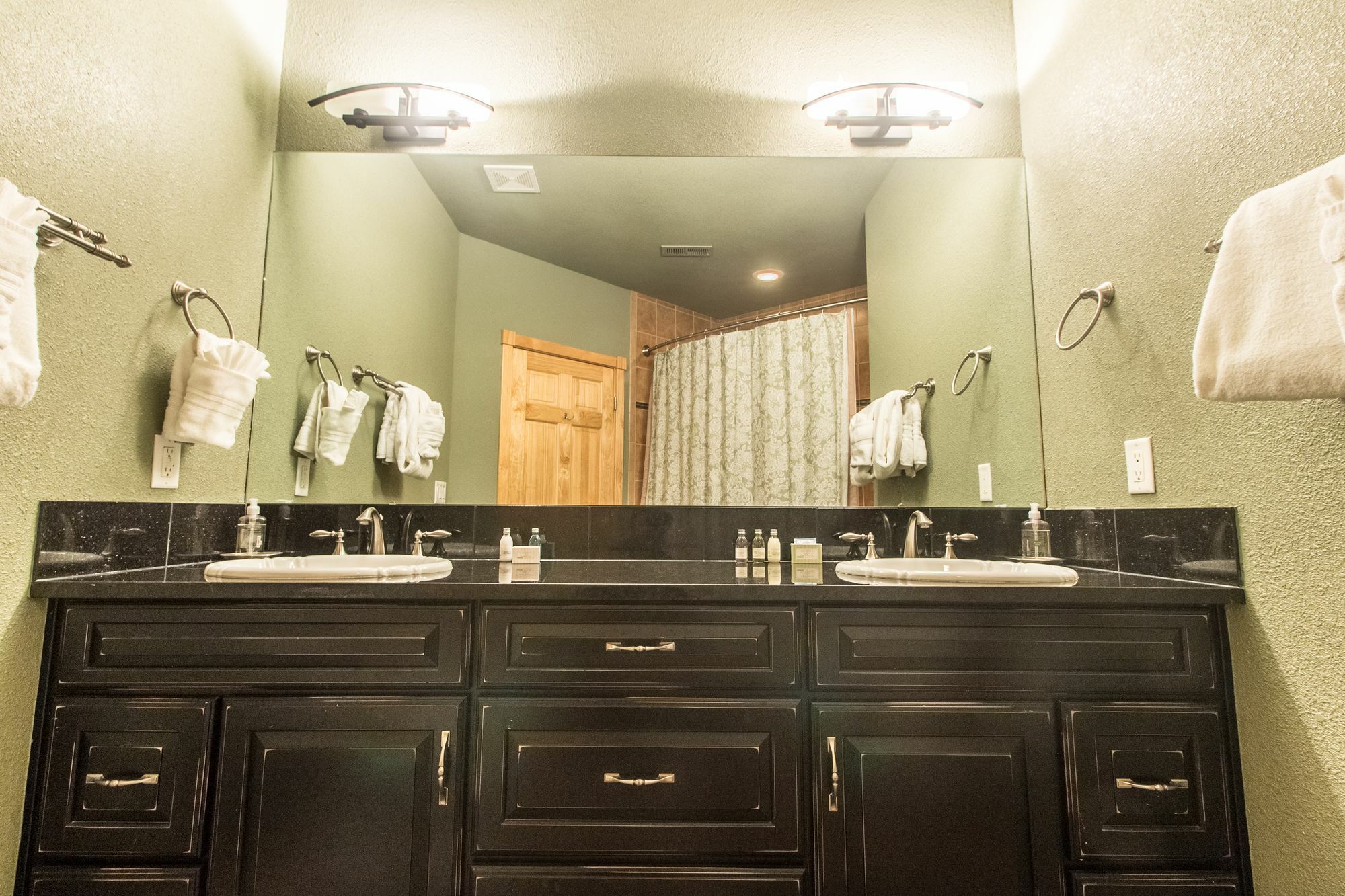 אסטס פארק Marys Lake Lodge Mountain Resort And Condos מראה חיצוני תמונה